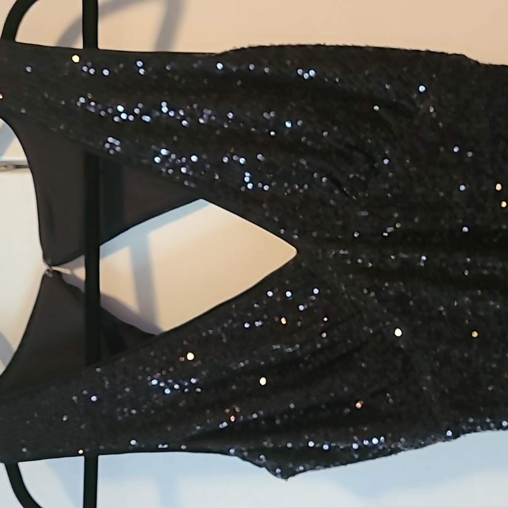 BCBG dress - Picture 2 of 7